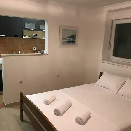 Studio Apartman Cernica موستار